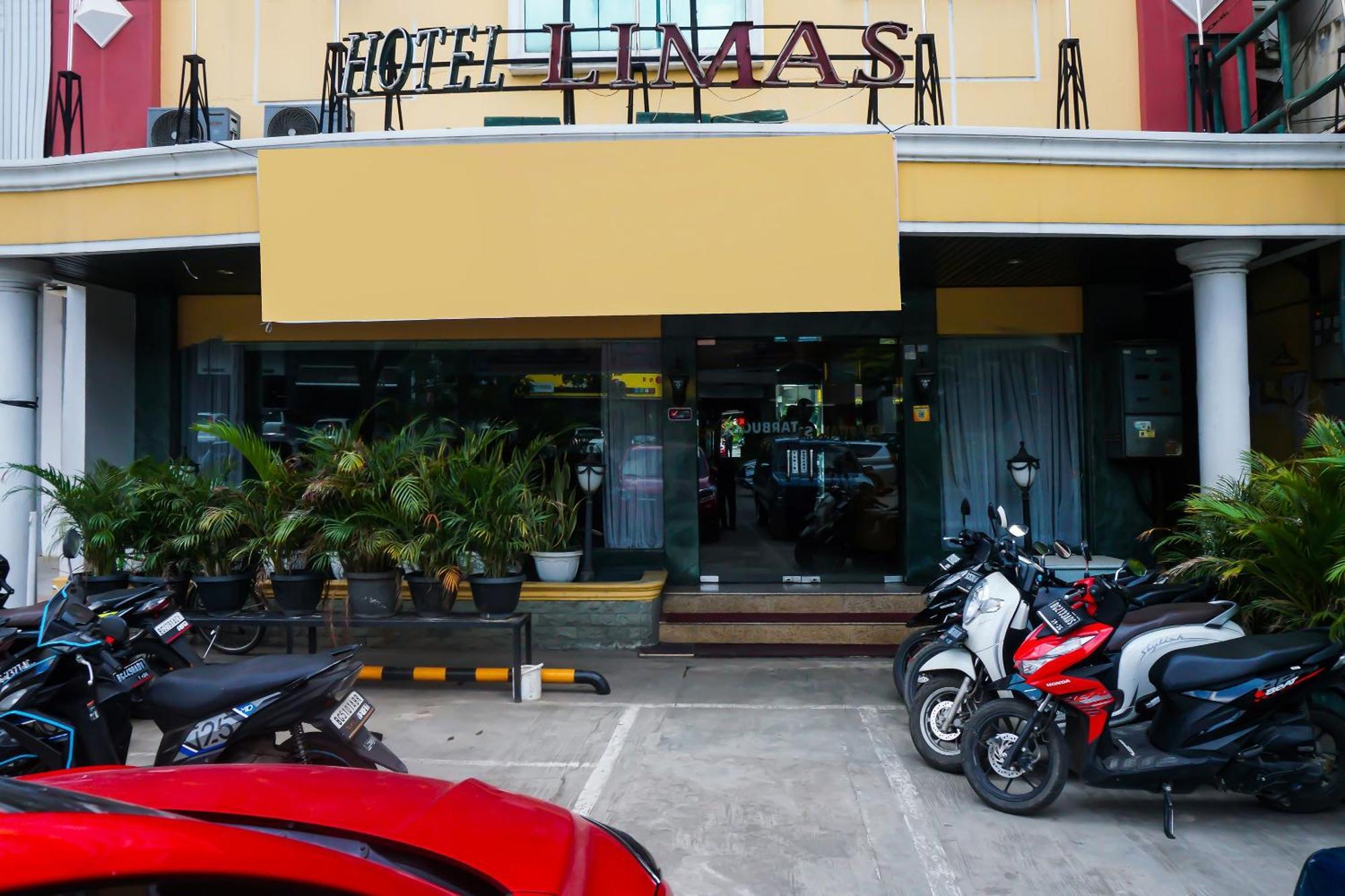 Super Oyo Collection O 92690 Hotel Limas ปาเลมบัง ภายนอก รูปภาพ