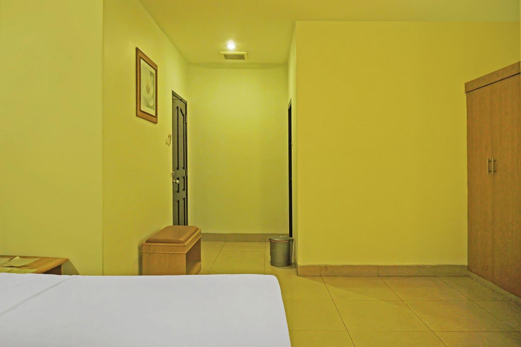 Super Oyo Collection O 92690 Hotel Limas ปาเลมบัง ภายนอก รูปภาพ